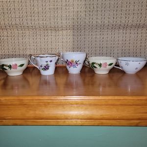 Tea cups